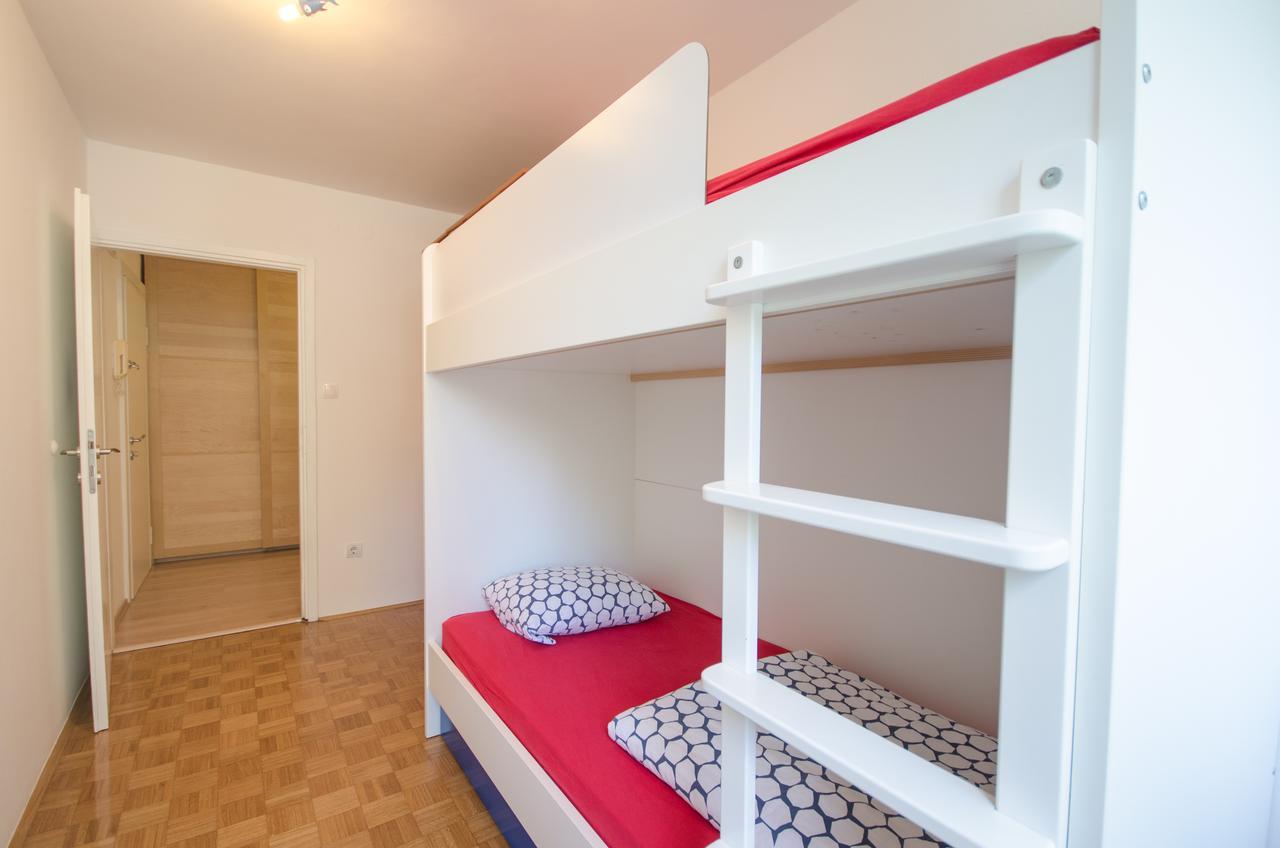 Apartment Near The Train Station Ljubljana Eksteriør bilde