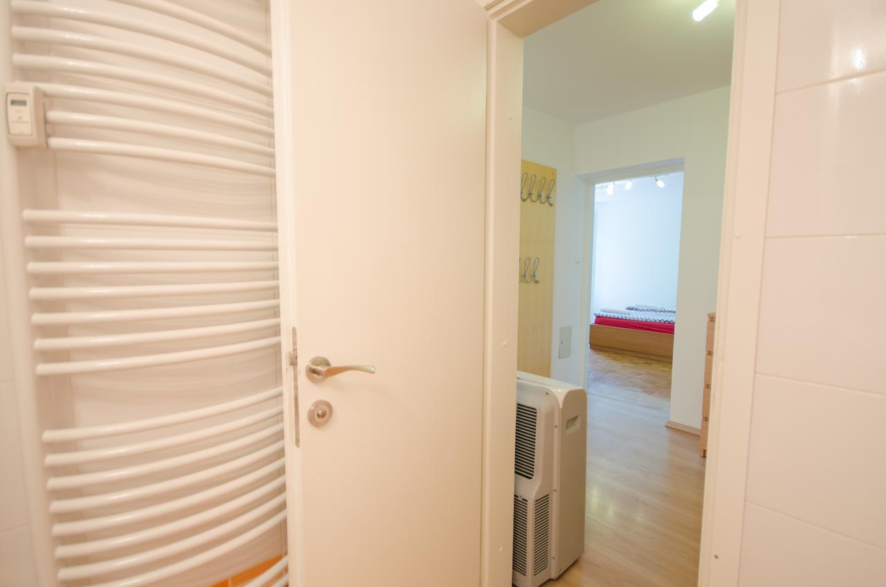 Apartment Near The Train Station Ljubljana Eksteriør bilde
