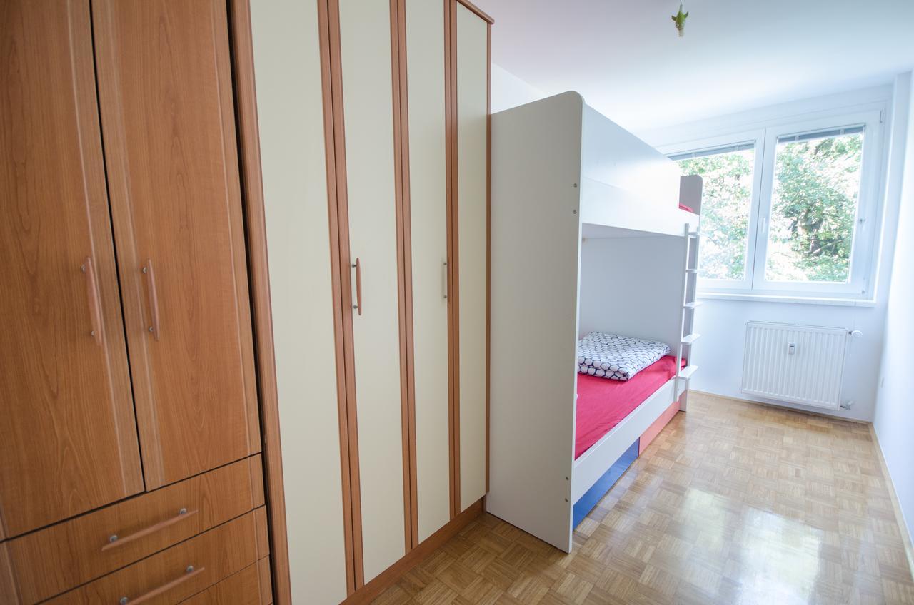 Apartment Near The Train Station Ljubljana Eksteriør bilde