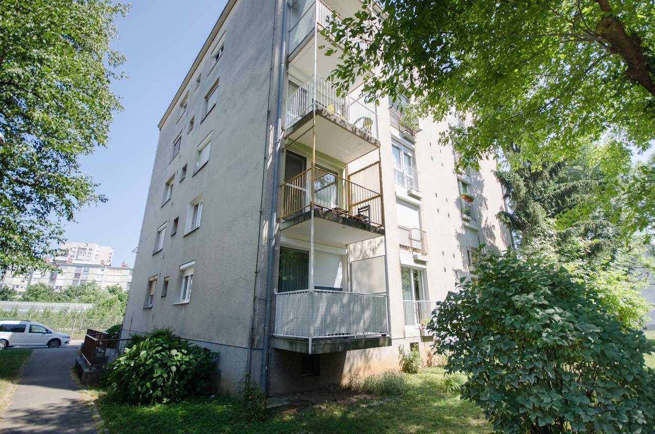 Apartment Near The Train Station Ljubljana Eksteriør bilde